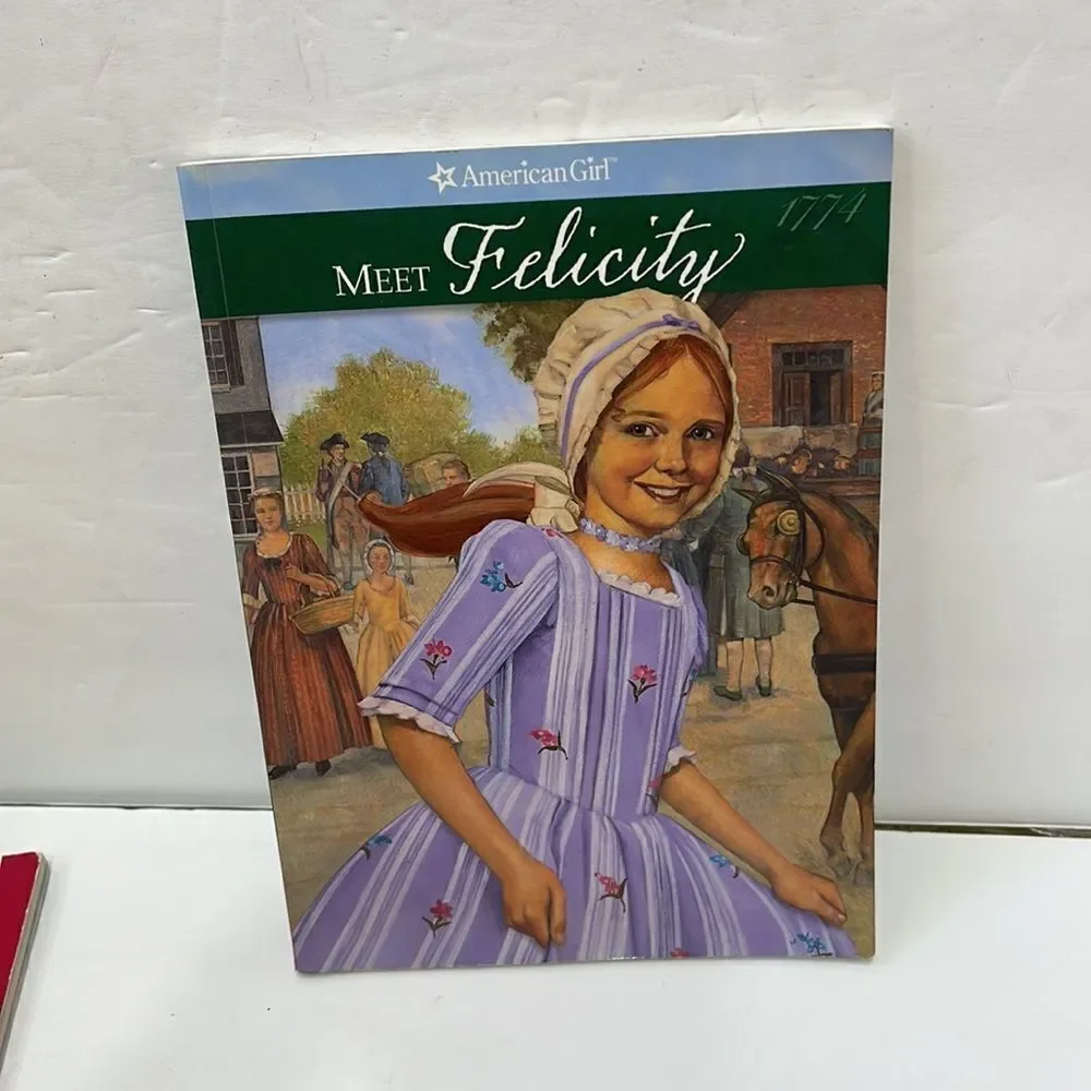 ‎TEN AMERICAN GIRL BOOKS - Picture 9 of 11